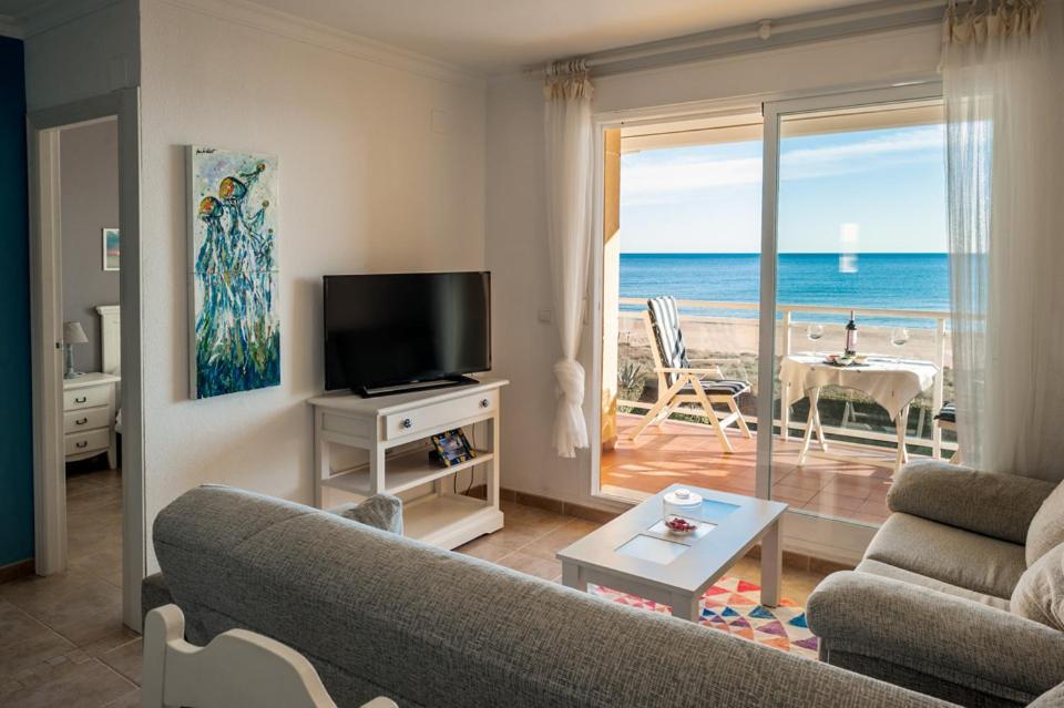 APARTAMENTO EN PRIMERISIMA LINEA DE PLAYA n 10 Playa De Xeraco Exterior foto