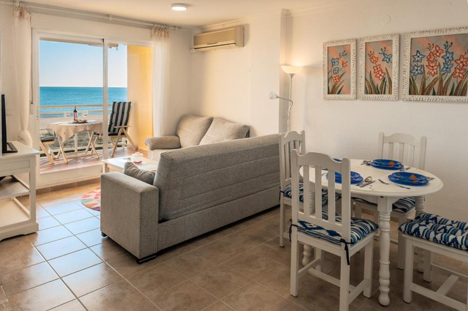 APARTAMENTO EN PRIMERISIMA LINEA DE PLAYA n 10 Playa De Xeraco Exterior foto