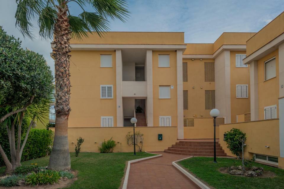 APARTAMENTO EN PRIMERISIMA LINEA DE PLAYA n 10 Playa De Xeraco Exterior foto